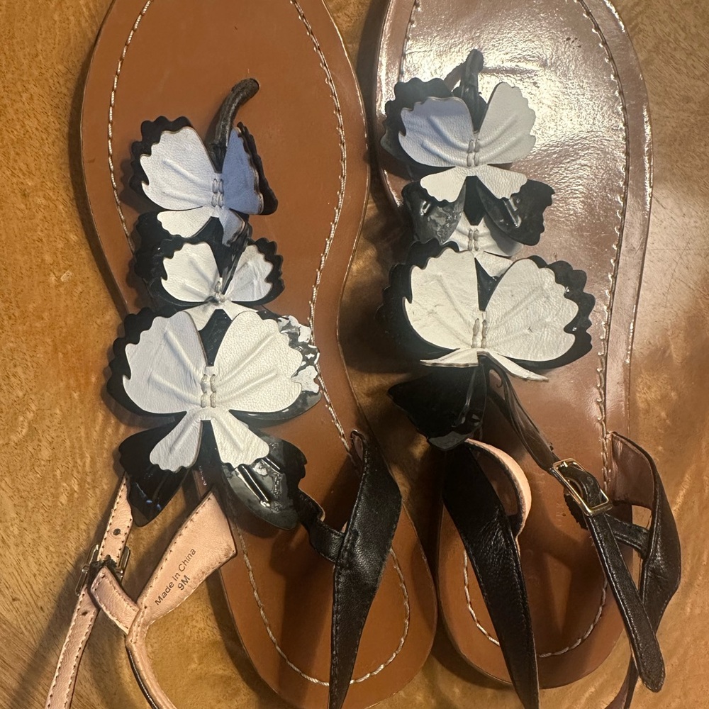 Kate Spade Women’s Black and White Floral Leather T-Strap Sandals